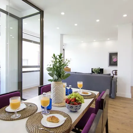 Homeforguest Stylish And Modern Overlooking Las Canteras דירה *